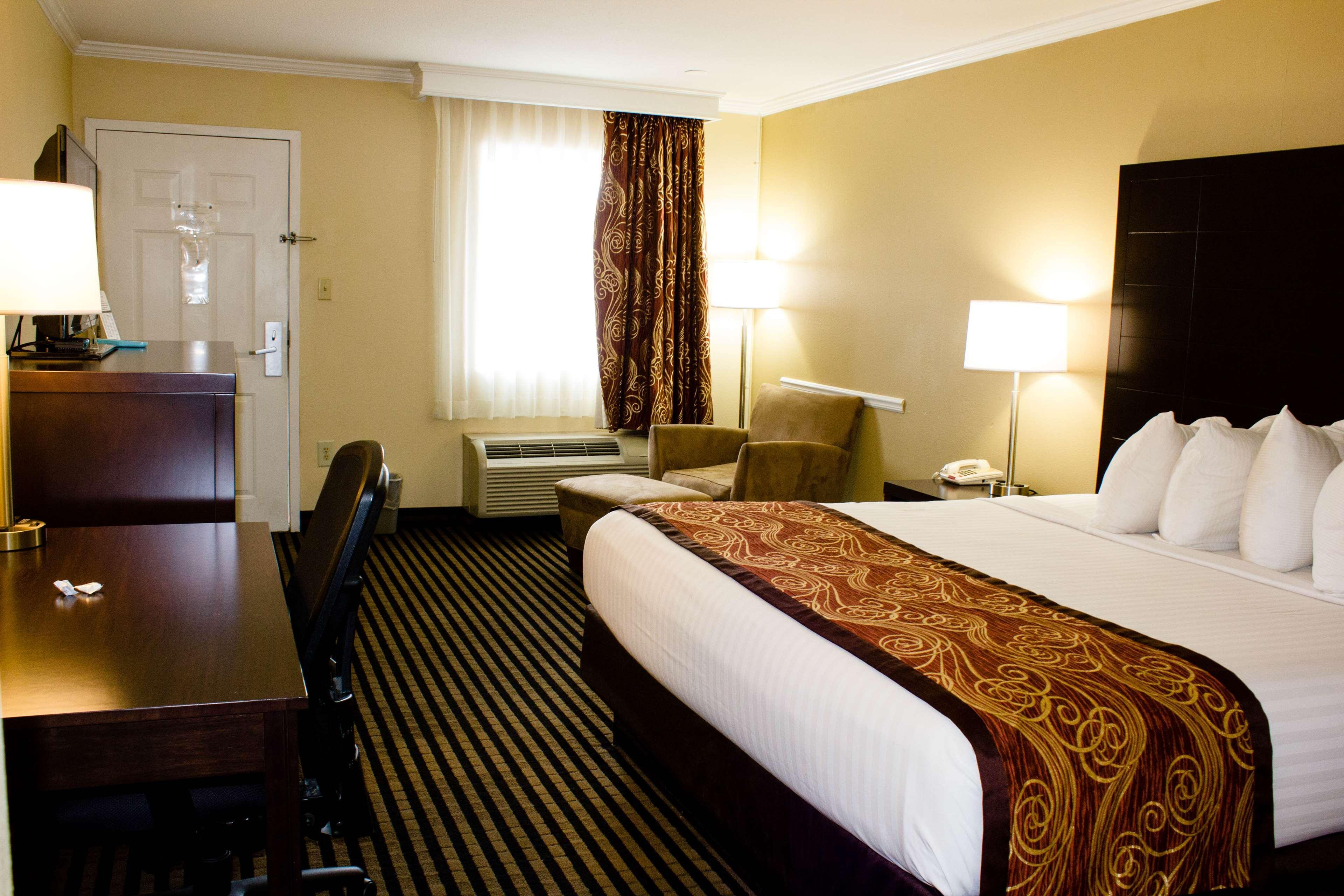 Best Western - Mckenzie Exterior photo