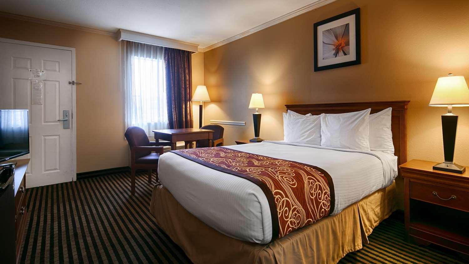Best Western - Mckenzie Exterior photo