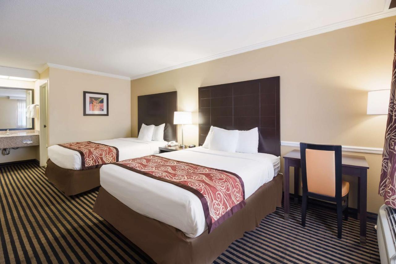 Best Western - Mckenzie Exterior photo